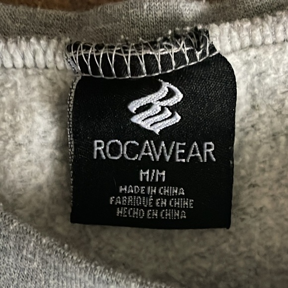 ROCAWEAR Oversized Cropped Sweatshirt (M) - Picture 7 of 8